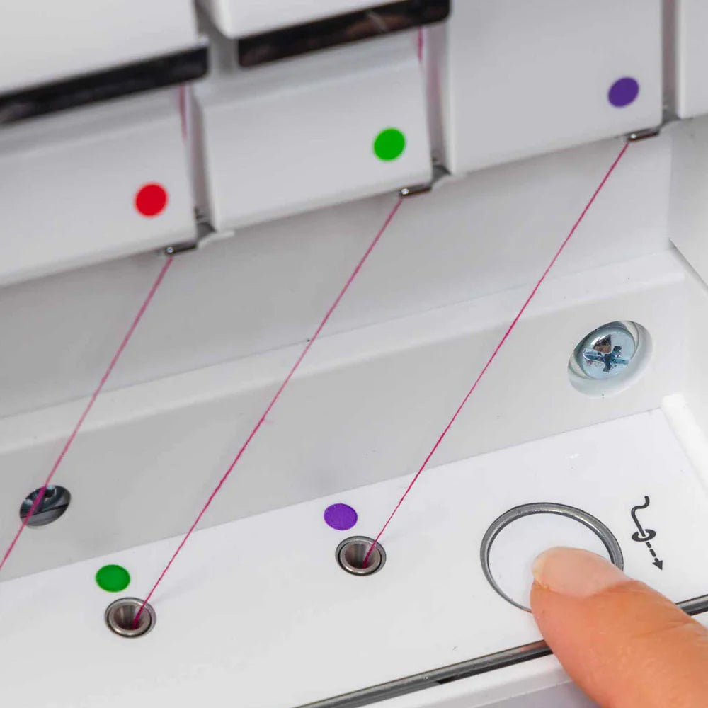 Pfaff Admire™ air 7000 Macchina Coverlock