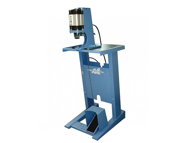 Metalmeccanica 10 MT | Macchina attaccabottoni a 1 testa