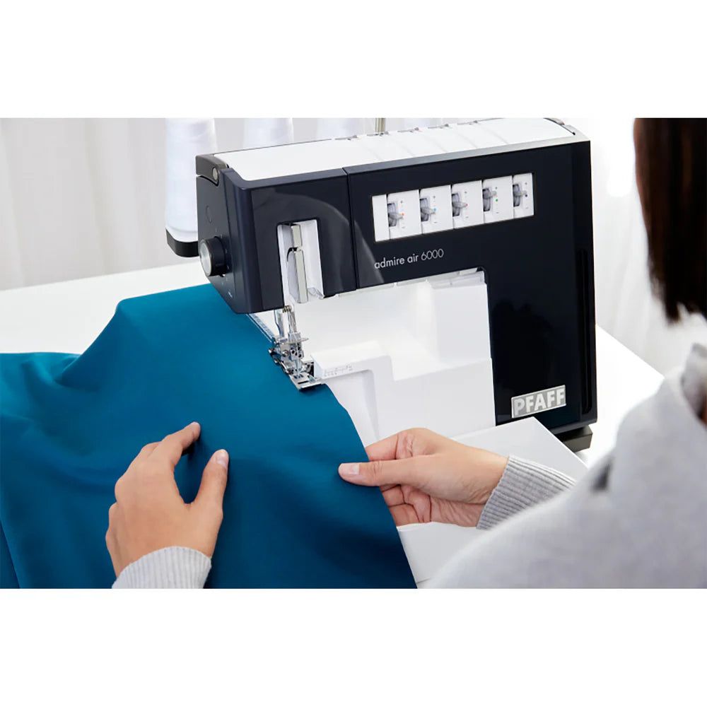 Pfaff Admire™ air 6000 Macchina Coverlock