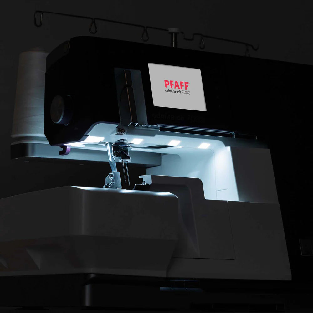 Pfaff Admire™ air 7000 Macchina Coverlock