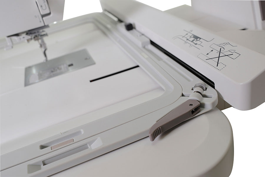 Janome Memory Craft 550 E Limited Edition