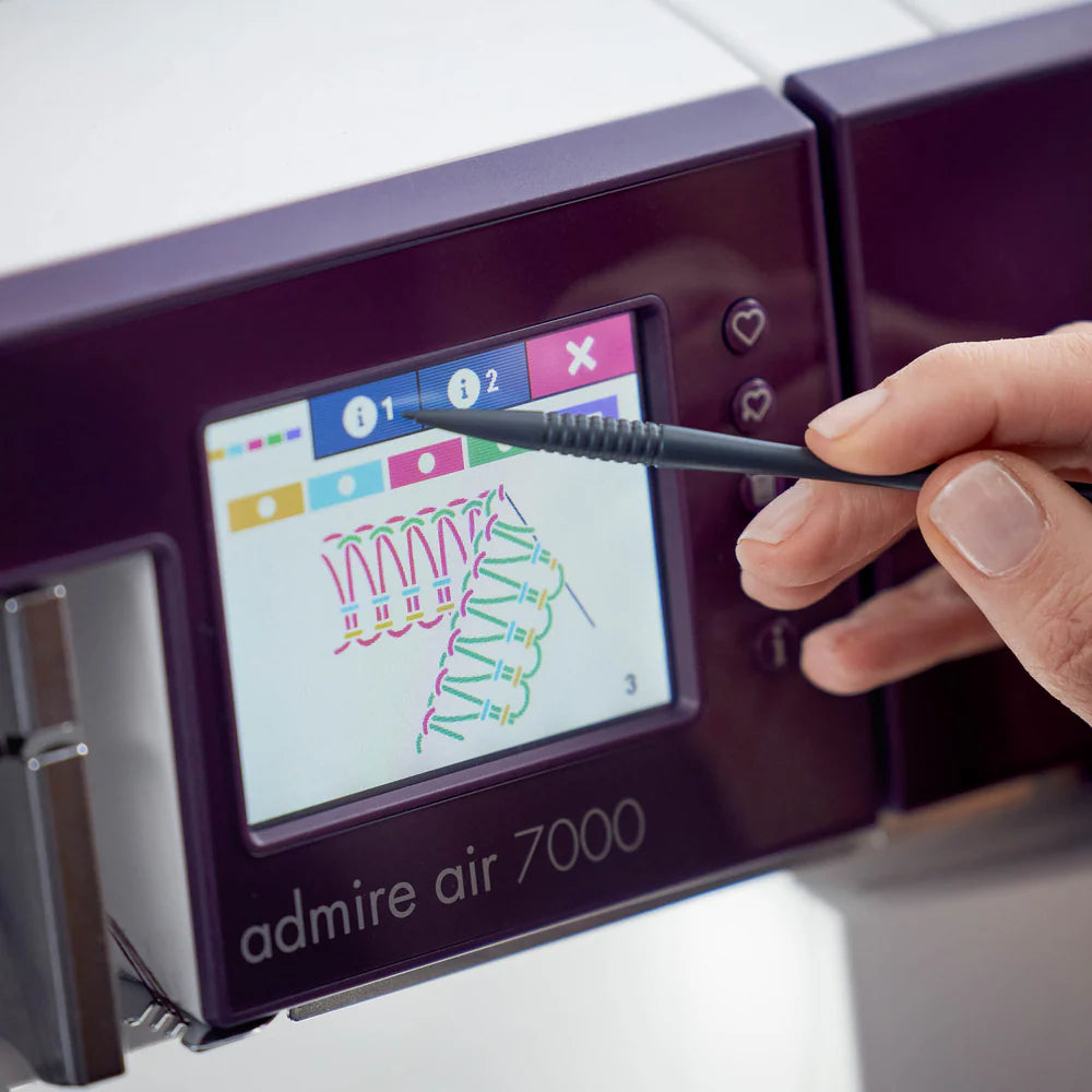 Pfaff Admire™ air 7000 Macchina Coverlock