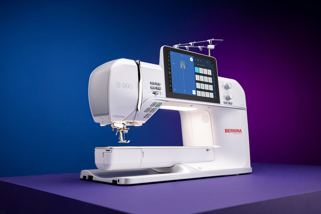 BERNINA 990 con UR