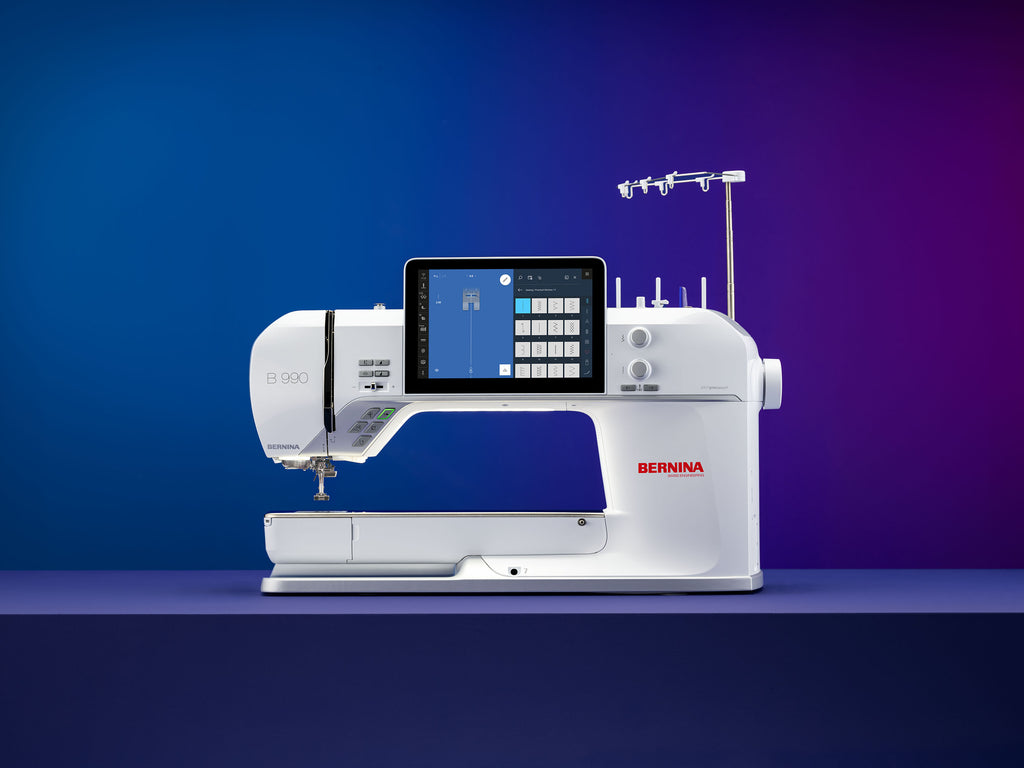 BERNINA 990 con UR