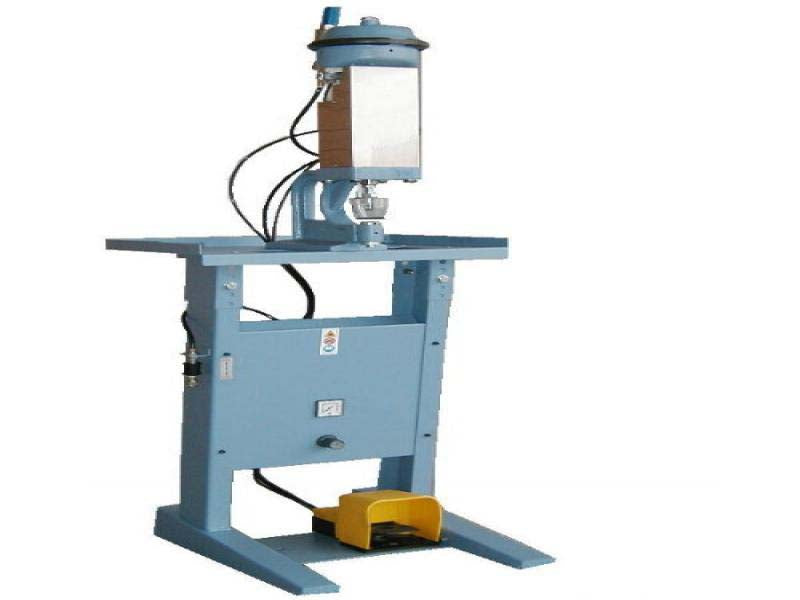 Metalmeccanica GS/S-DC | Macchina attaccaganci a 1 testa cilindro a membrana