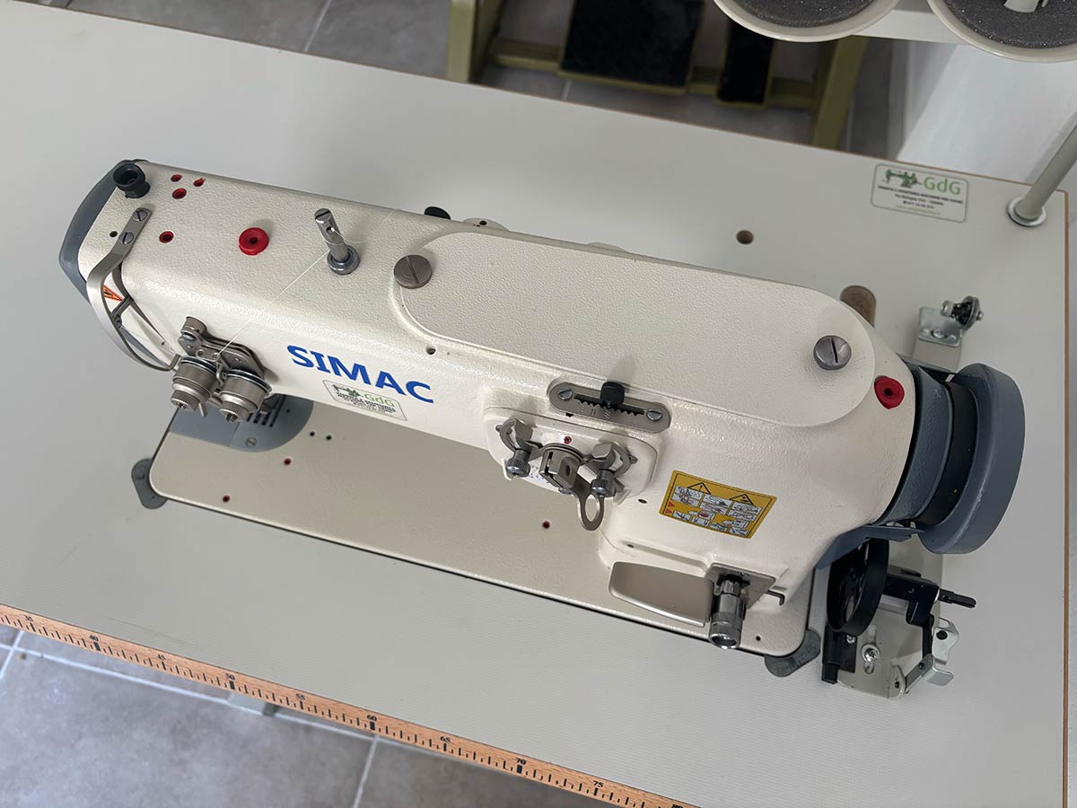 Simac 217 | Zig-zag industriale 12 mm per materiali medi e pesanti