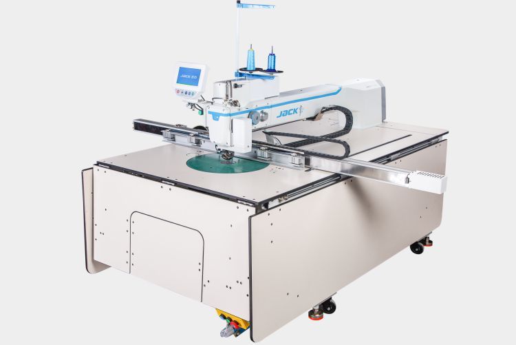 Jack MX100 | Macchina a campo 140×95 cm barra ago rotante 360° con IoT — Usato Expo