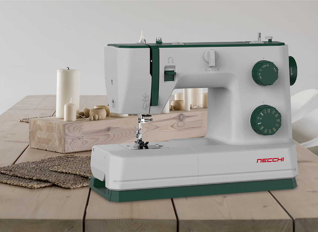 Necchi Q421A | Macchina meccanica rotativa