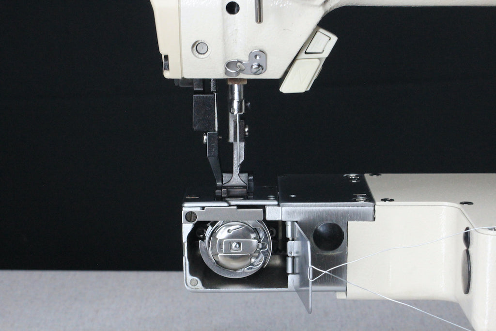 SIMAC 475B MI | Macchina zig-zag a braccio per tessuti in tubolare, 2 o 3 punti, con luce LED e posizionamento ago