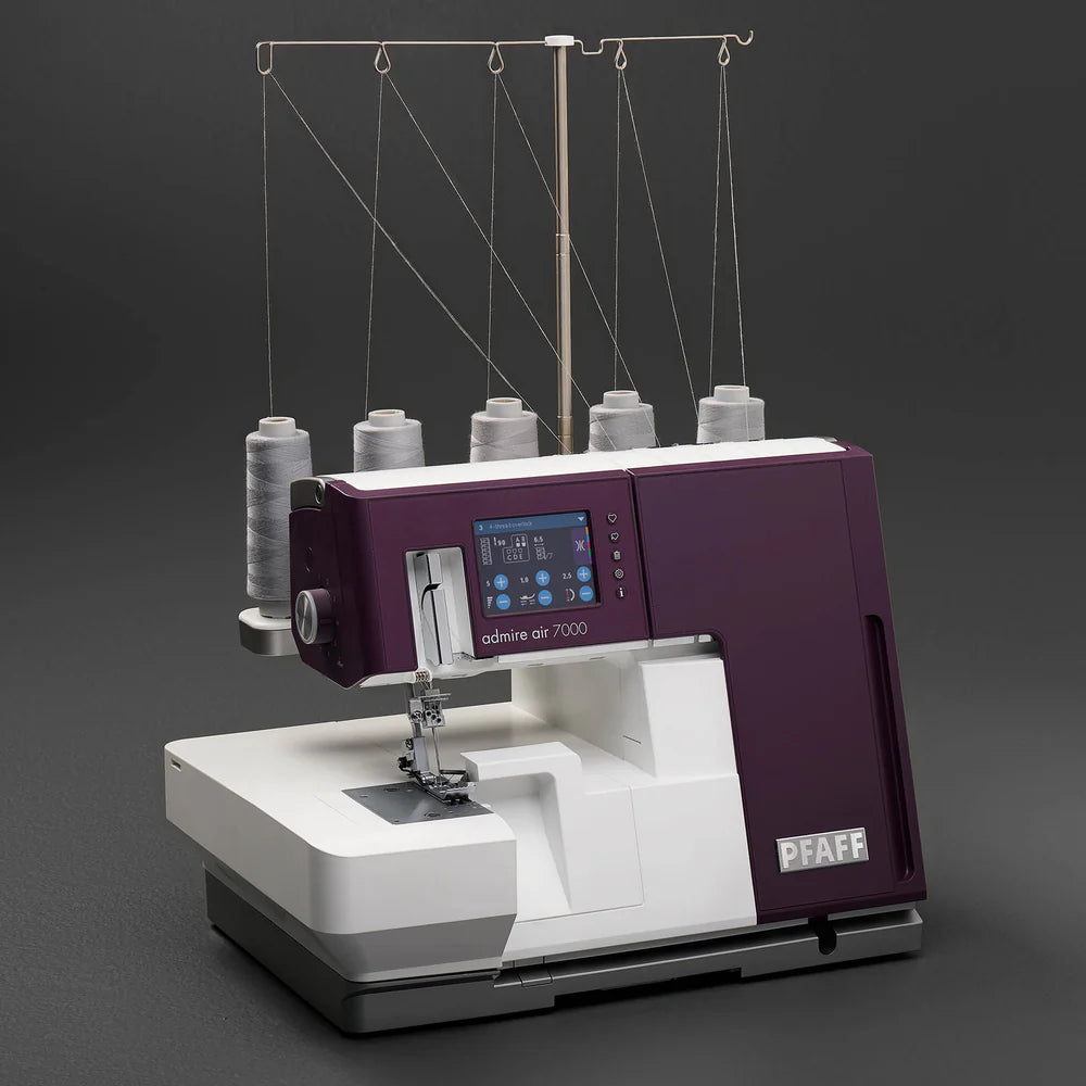Pfaff Admire™ air 7000 Macchina Coverlock