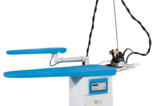Battistella ARGO | Tavolo da stiro aspirante e riscaldato con ferro da stiro e caldaia