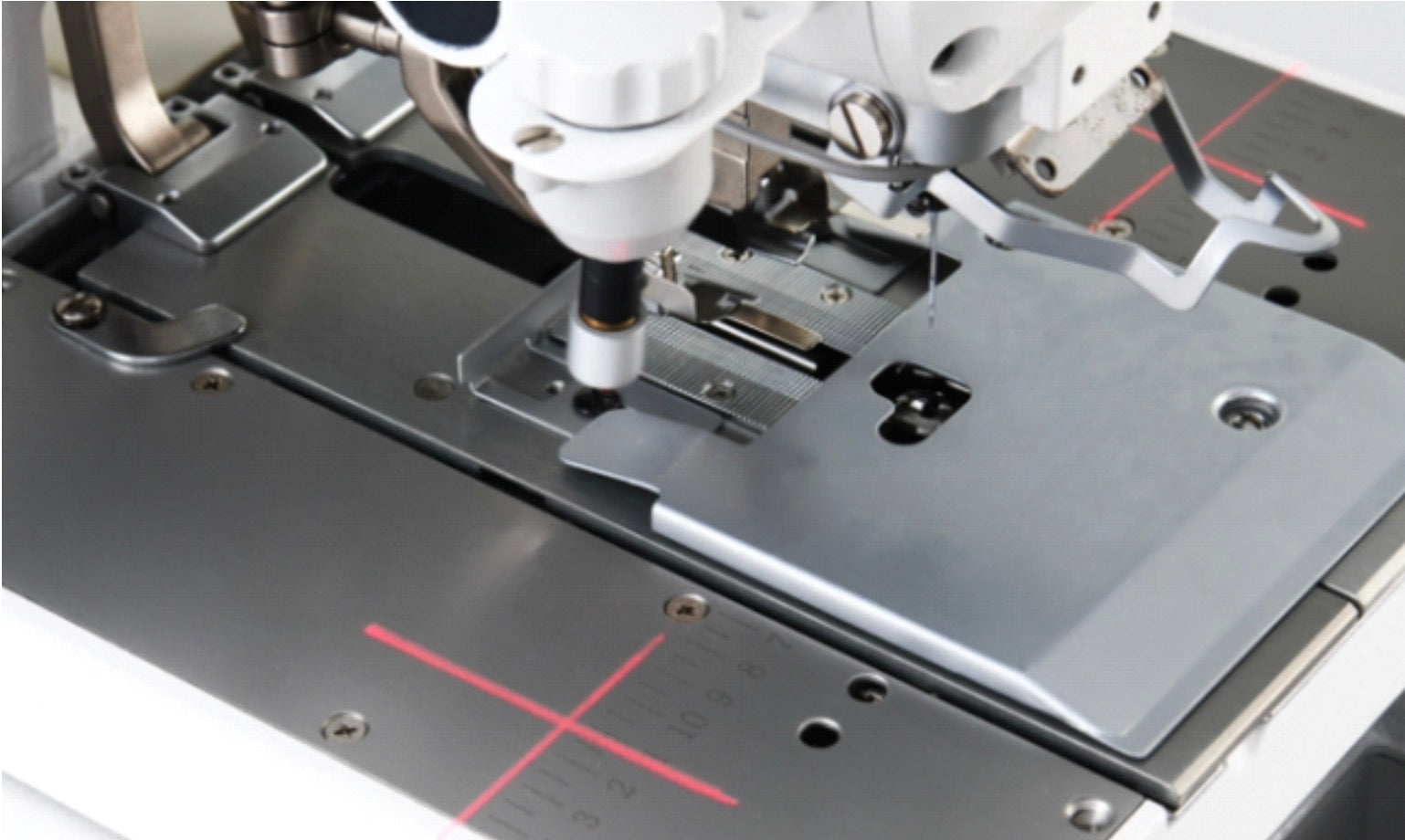 Jack 9820G | Occhiellatrice