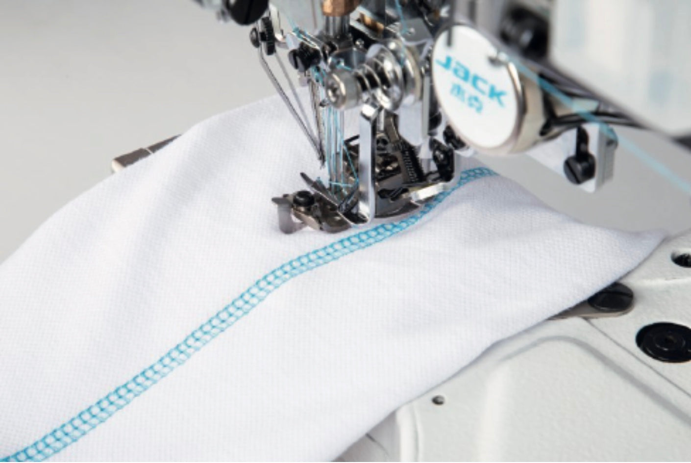 Jack W5E-UT | Copertura Piana con rasafilo