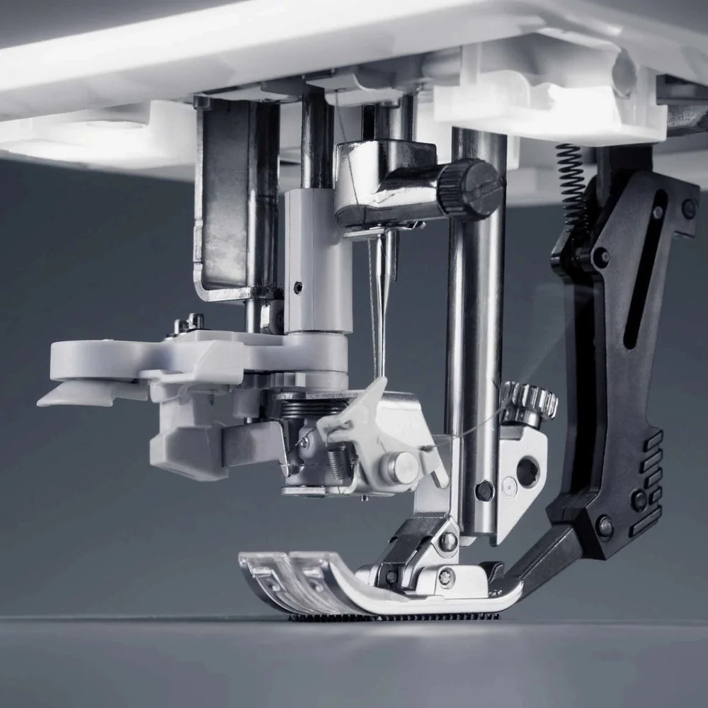 Pfaff Quilt Expression™ 725