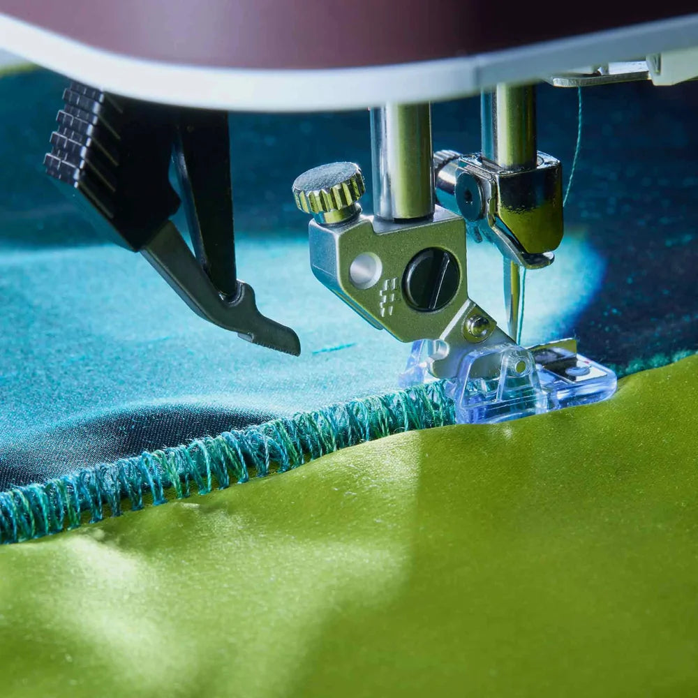 Pfaff Quilt Expression™ 725