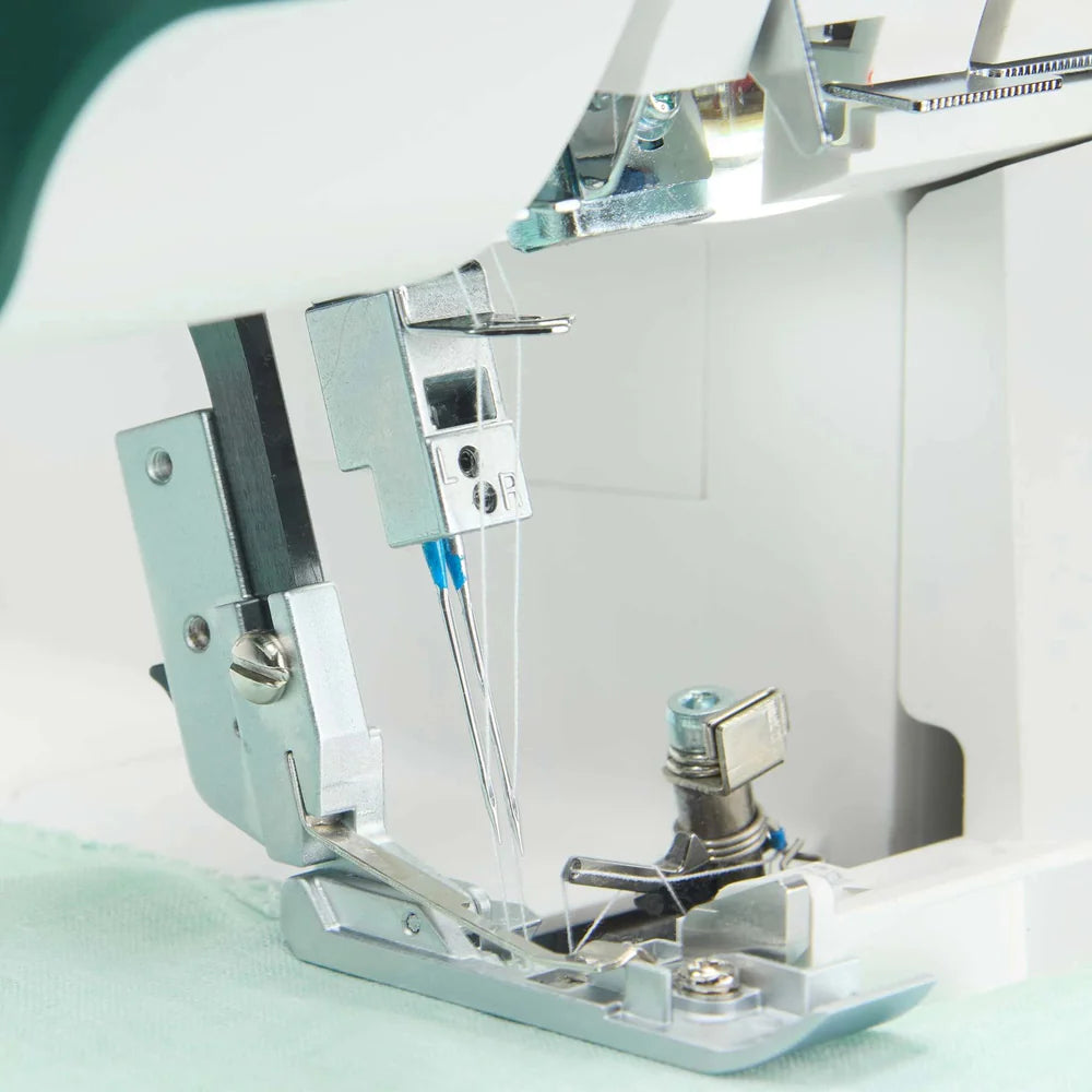Pfaff Admire™ 3000